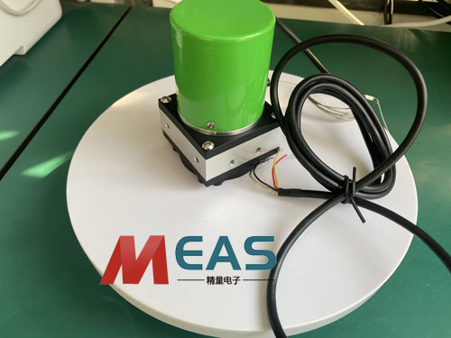 l���Kλ�ƾ��a�����г�Խ��Ҏ�ķ������c������